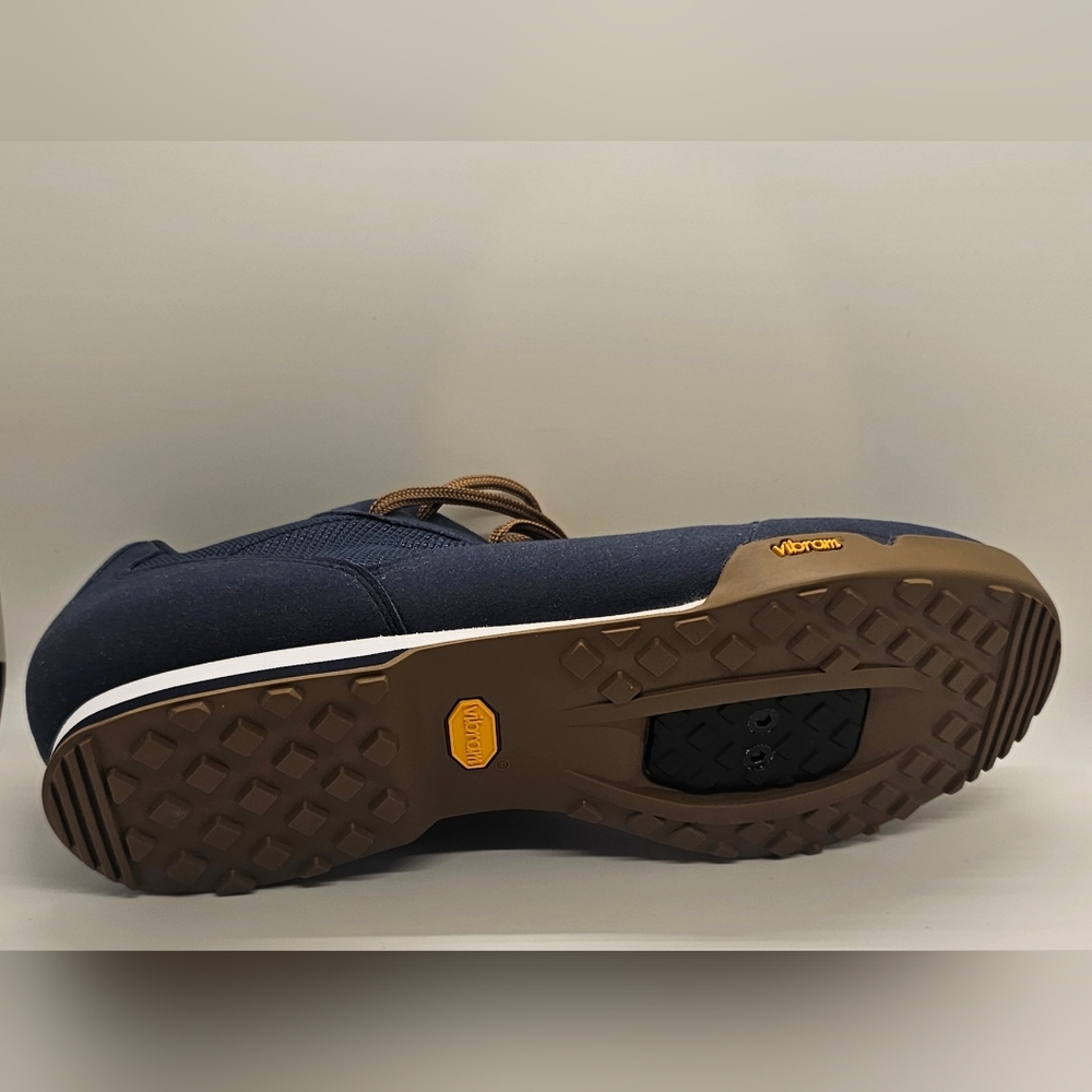 Giro Rumble VR Cycling Shoes - Picture 2 of 5